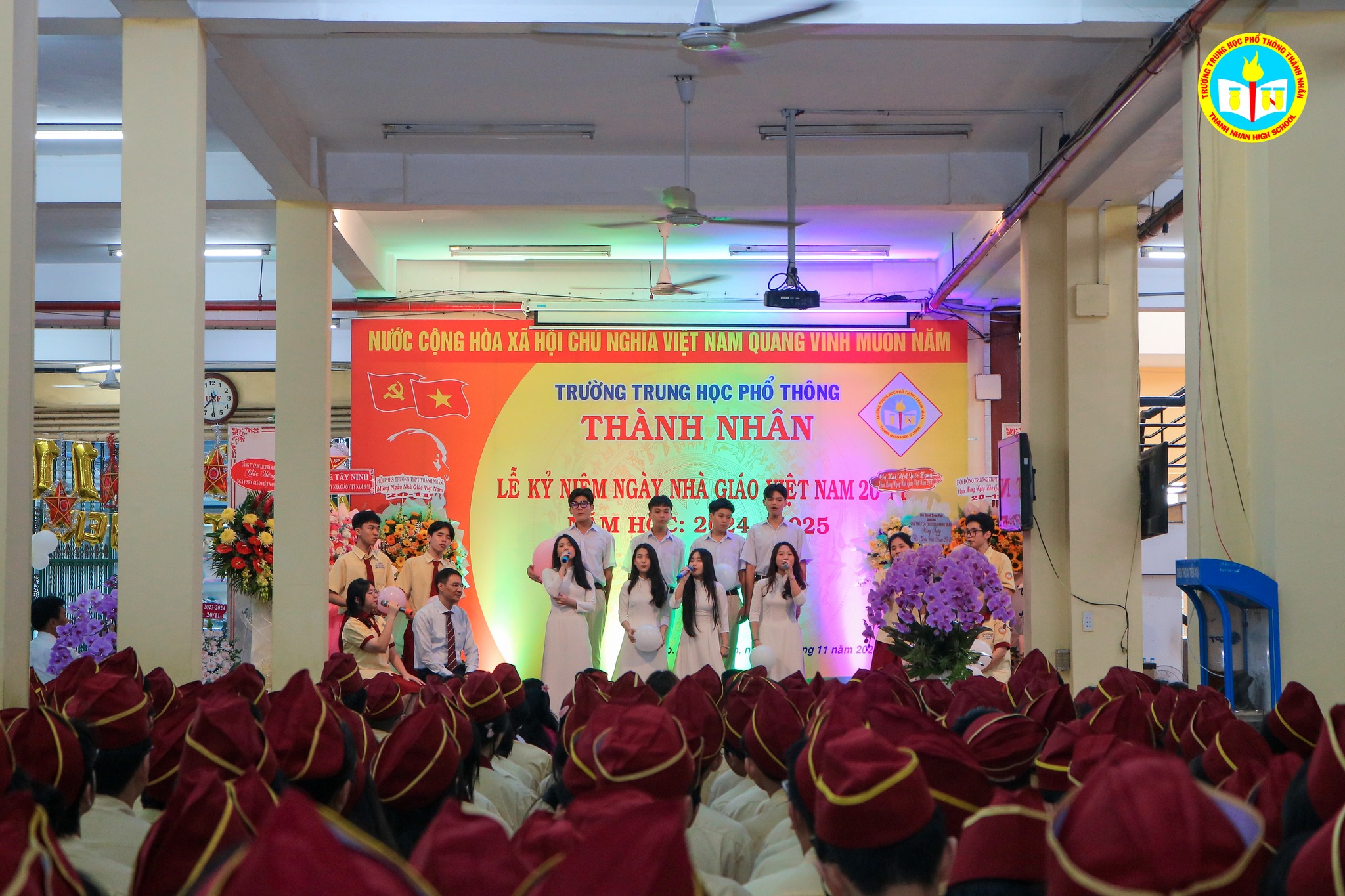 Chúng Tôi Là Ai - Thành Nhân 2