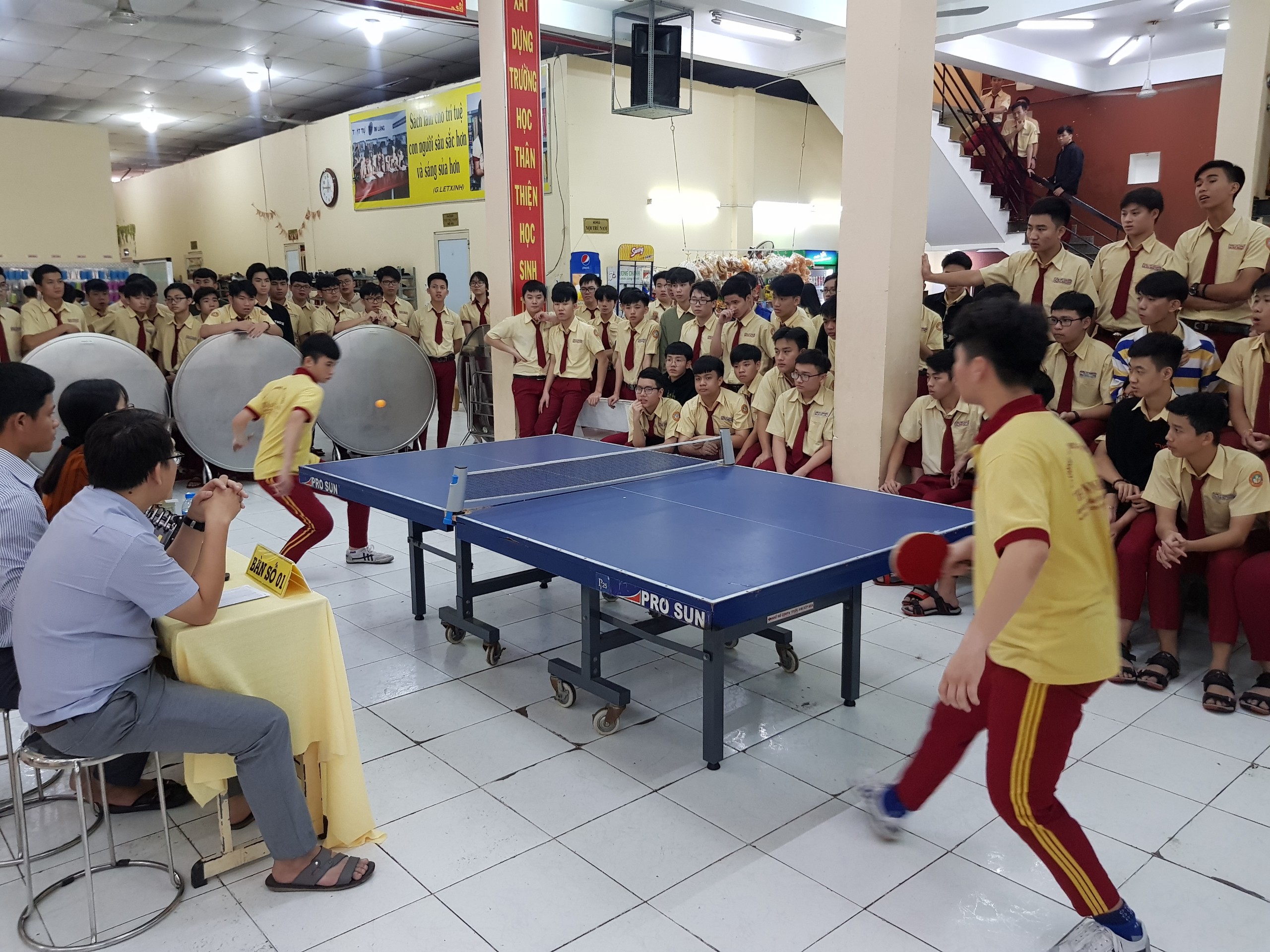 Giải bóng bàn – Kỷ niệm ngày thành lập Đoàn TNCS Hồ Chí Minh - Thành Nhân 3