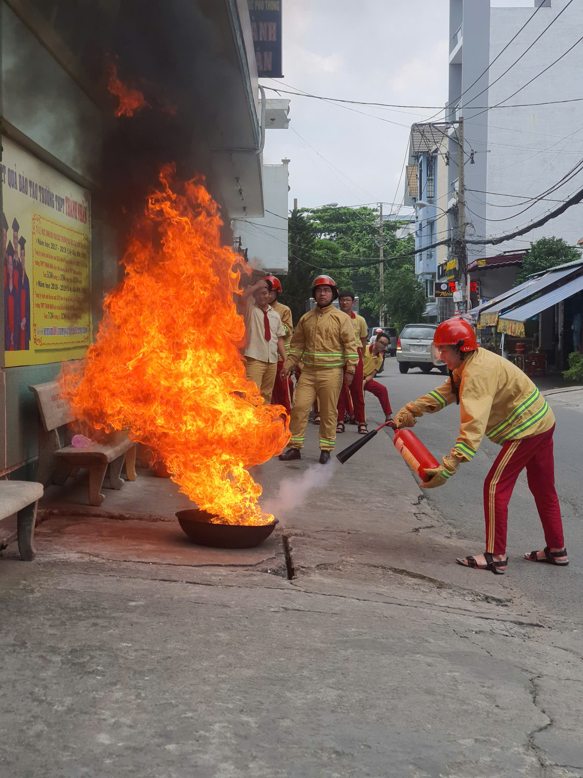 Kỹ năng thực hành xã hội - Thành Nhân 5