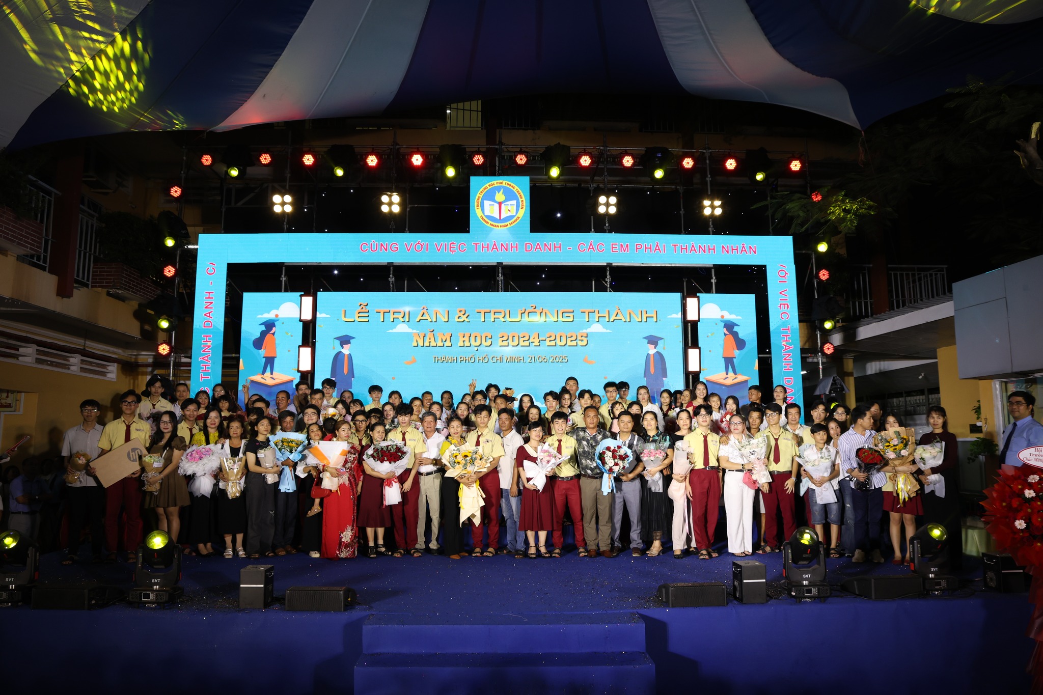 Lễ Tri Ân và Trưởng Thành - Thành Nhân 11