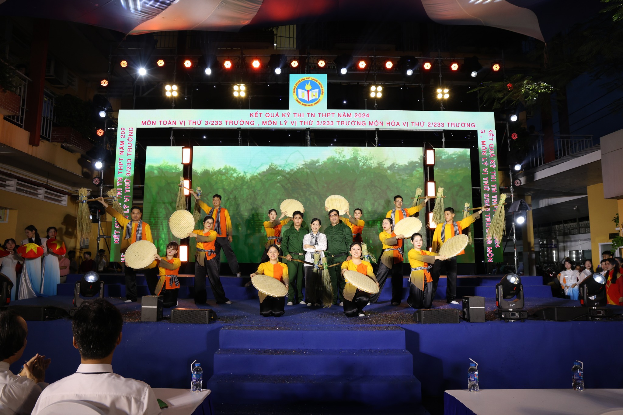 Lễ Tri Ân và Trưởng Thành - Thành Nhân 15