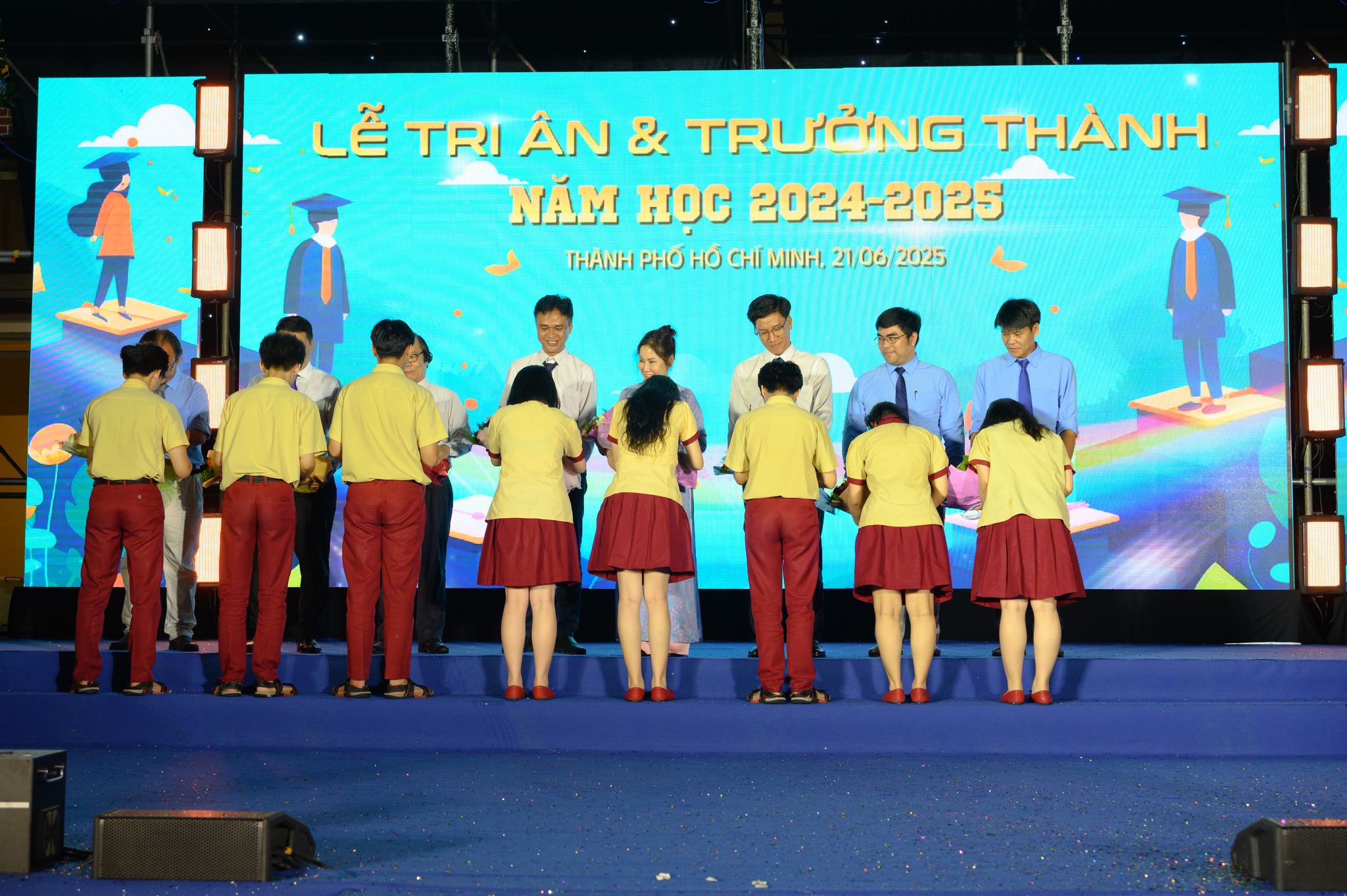 Lễ Tri Ân và Trưởng Thành - Thành Nhân 5