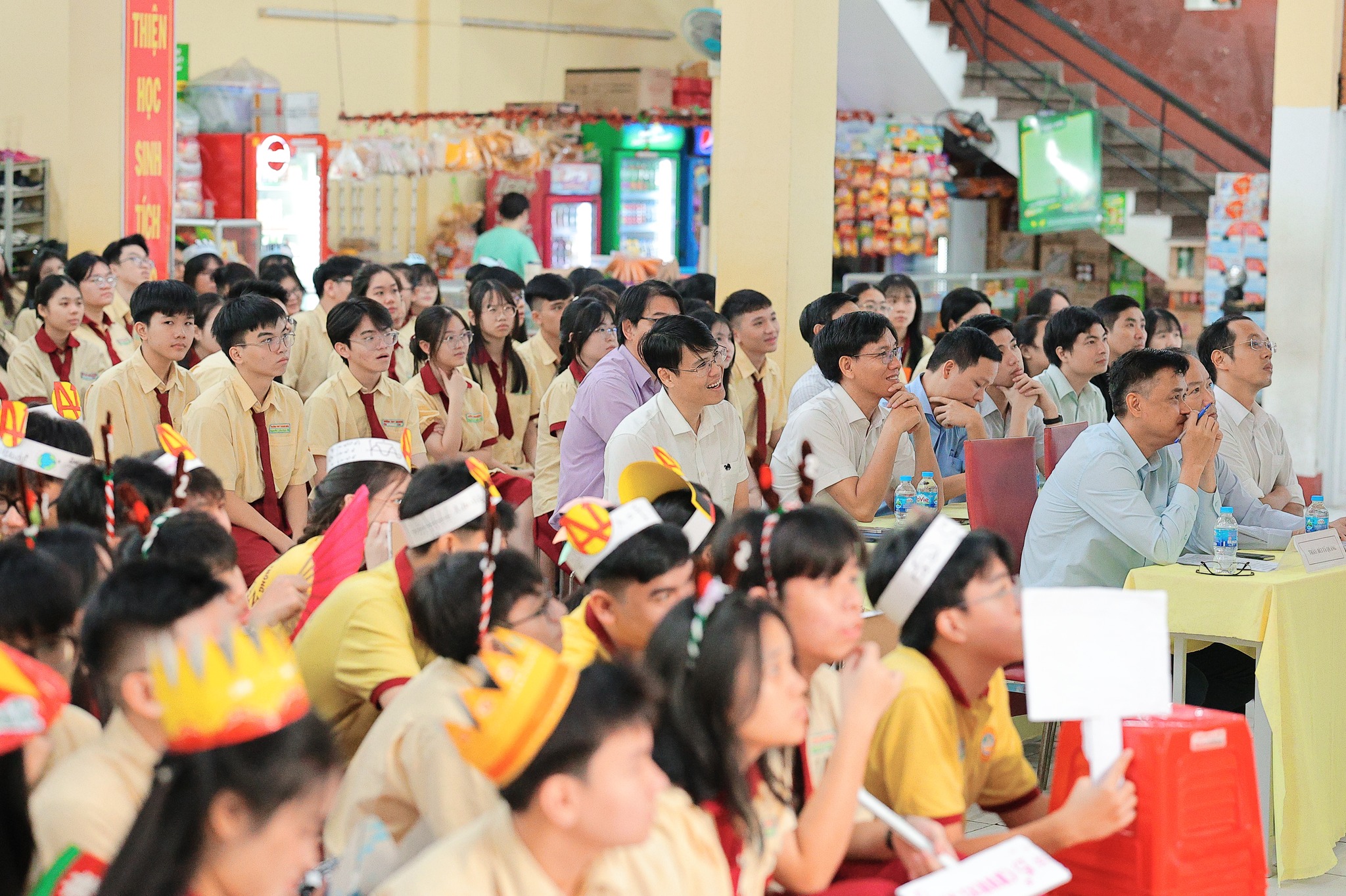 Lịch Sử - Hình Thành - Thành Nhân 12